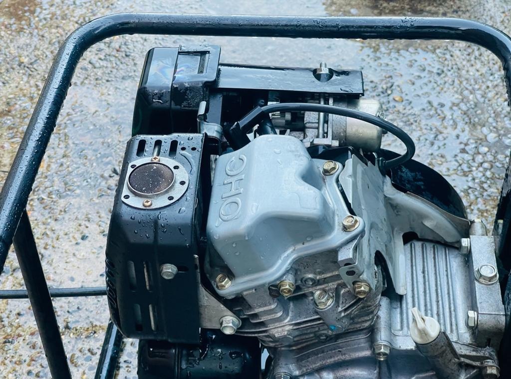 工進ハイデルスポンプ KR-50 ロビンエンジン4.5EX13 搭載 工進ハイデルスポンプ KR-50 ロビンエンジン4.5EX13 搭載