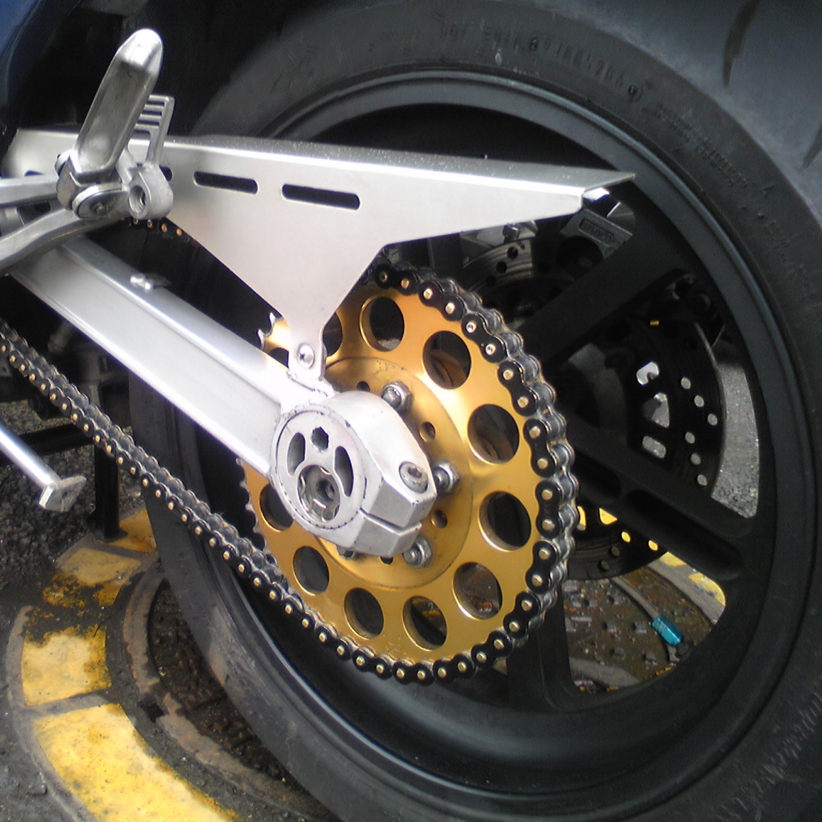BigOne 世界No.1メーカー KMC CB400SBゼファー750GSXR750CB750GSX