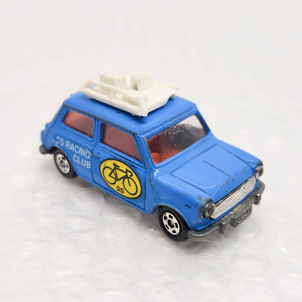 トミカ NO.F8 BLMC ミニクーパーS(MK-Ⅲ) 日本製