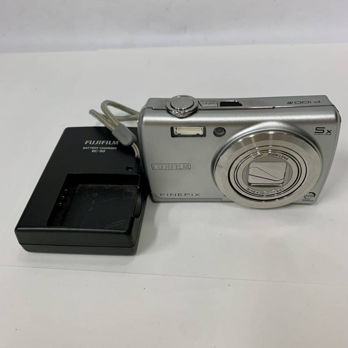 ◇【売り切り】FUJIFILM FinePix F100fd デジタルカメラ シルバー 2008 