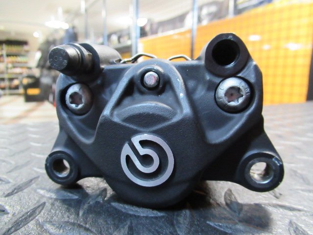 ブレンボ カニキャリパーP34/84ミリ○モンキー.エイプ.ダックス