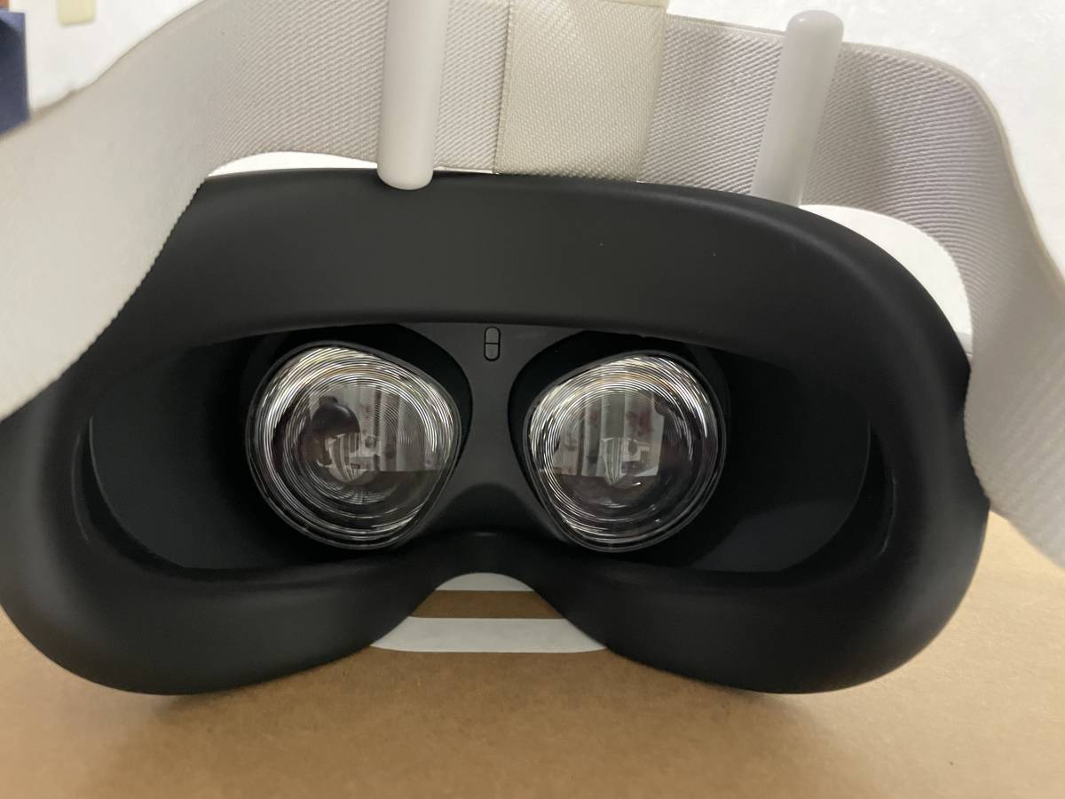 Meta Quest 2 128GB（旧称：Oculus Quest 2）中古品。(出品者送料負担)
