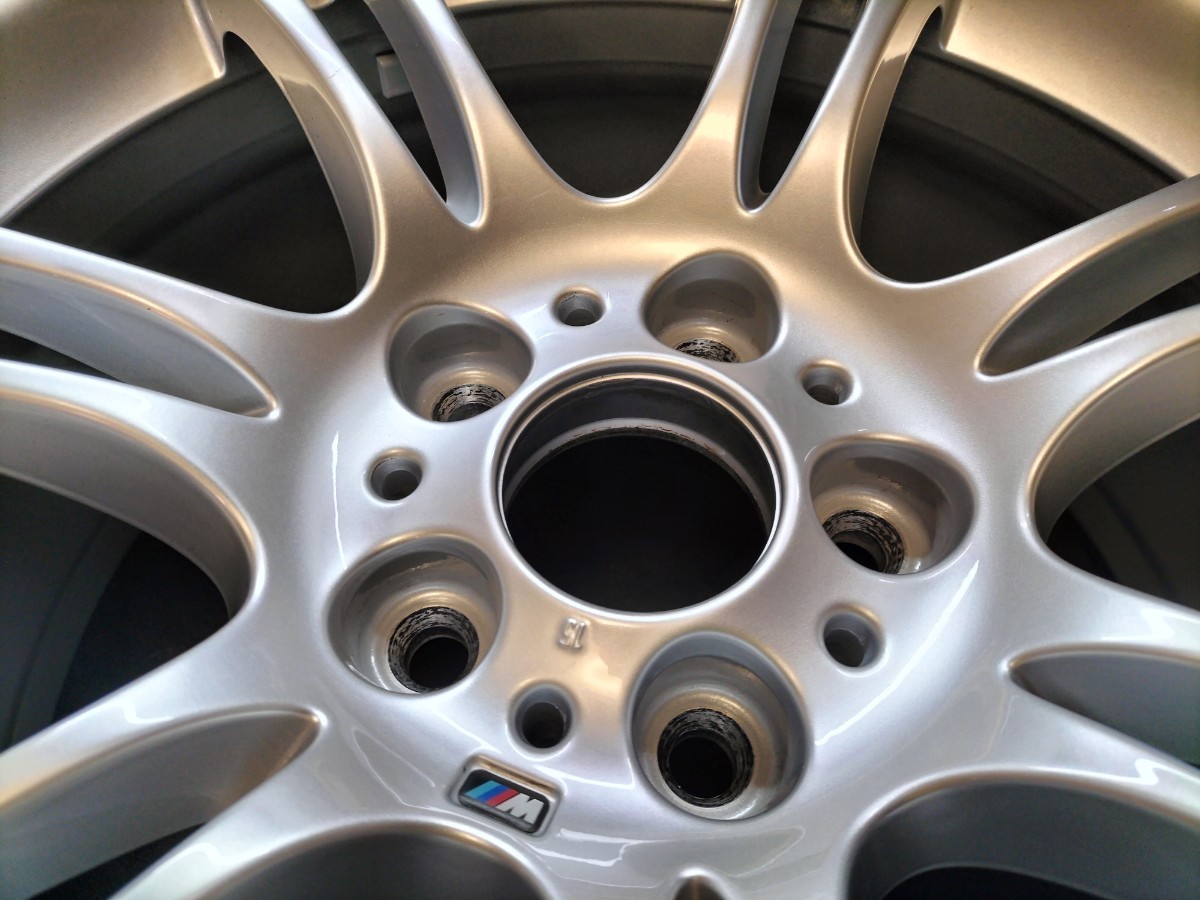BMW F10 5シリーズ Mスポーツ 純正 8J 9J ET+30 +44 PCD120 5H 