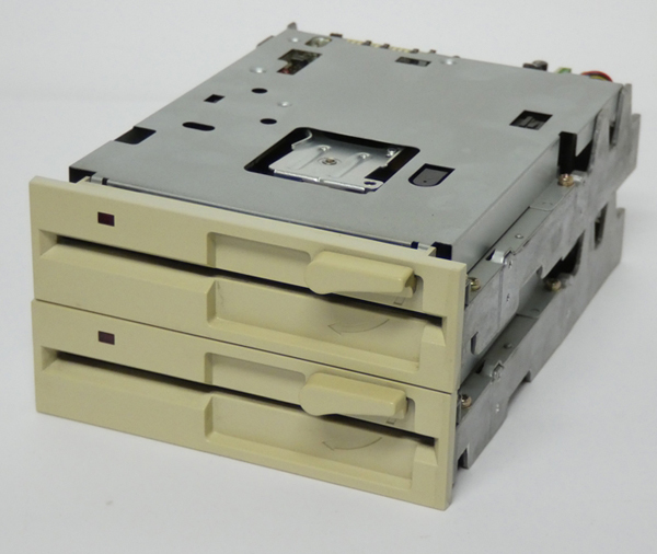 □NEC PC98 PC-9801VX 5インチフロッピードライブ FD1155D 2台セット