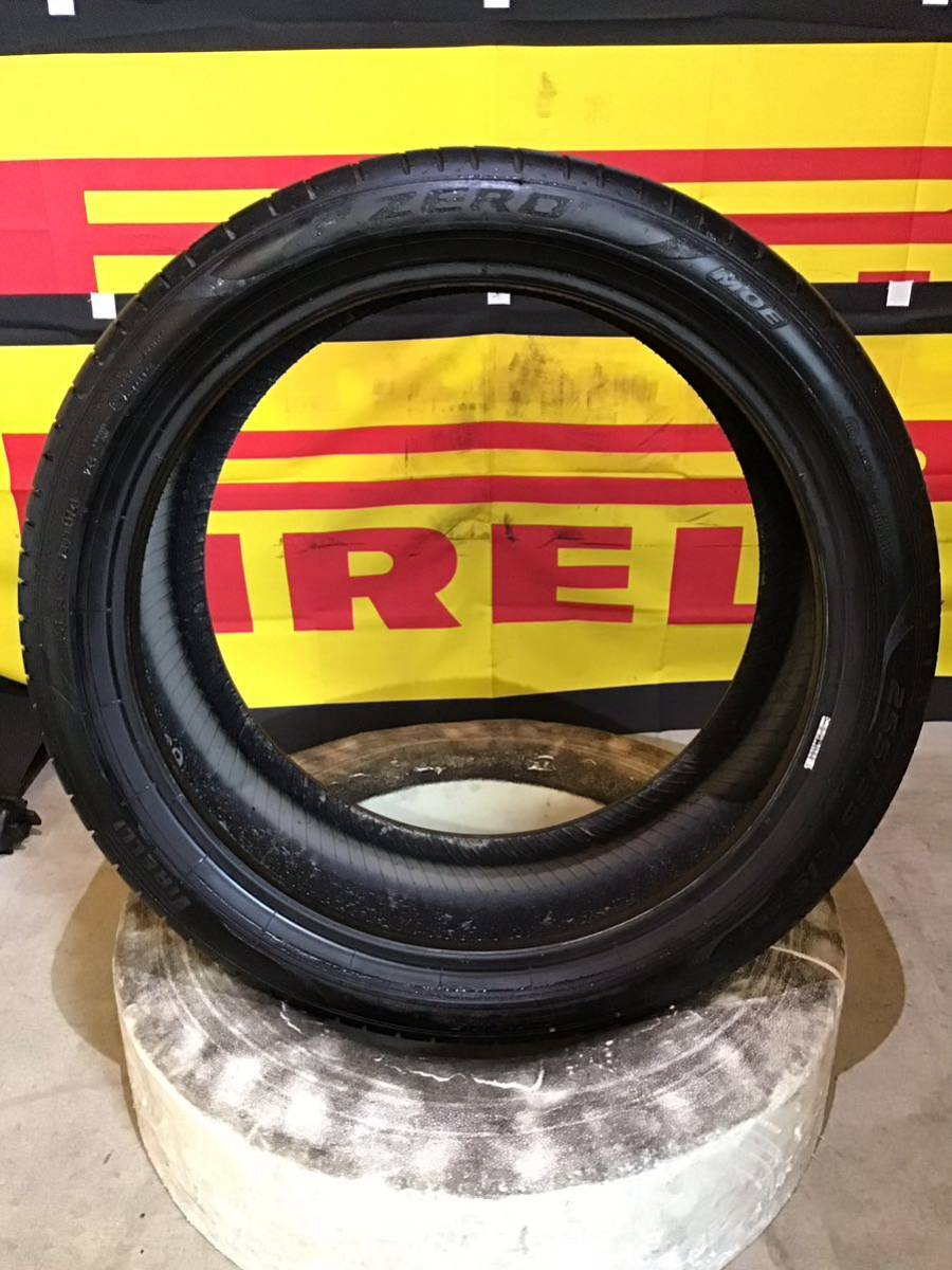 PIRELLI P-ZERO ピレリー 255/35R19 96Y メルセデス承認MOEマーク有　2021年製造ランフラットタイヤ　バリ溝中古品1本