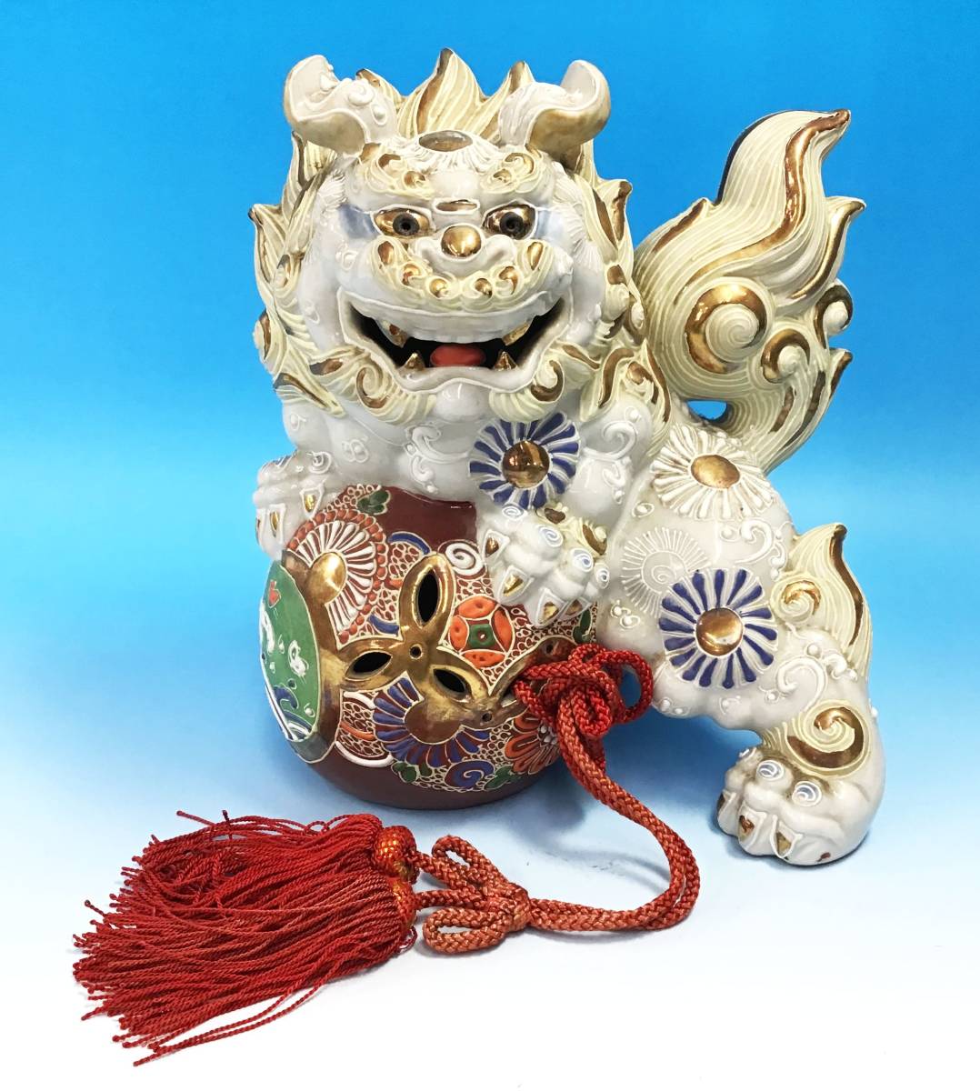 九谷青窯 - 九谷焼 玉乗り獅子 玉獅子 置物 縁起物 魔除け 高さ13cmの