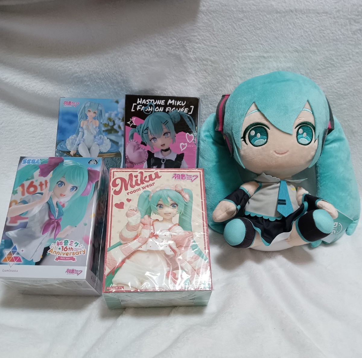 初音ミク ぬいぐるみ 5種セット 75）初音ミク フィギュア＆ぬいぐるみ 5個セット 【公式通販】
