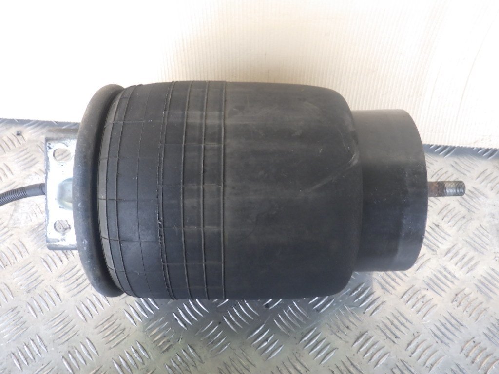 r576-40 ☆ 日産 UD トラックス クオン エアサス ベローズ エアー