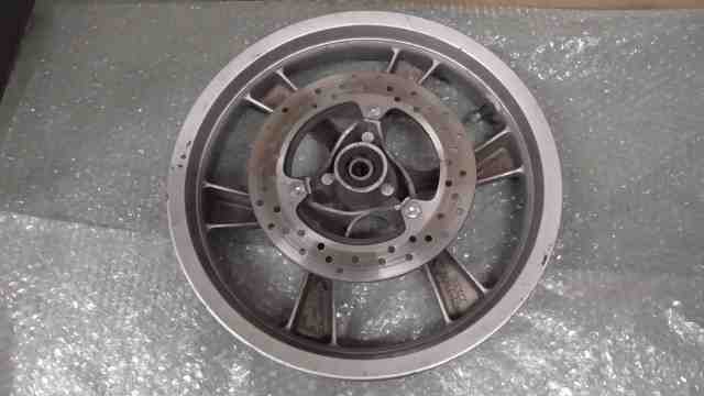 トリシティ125 SE82J の フロントホイール 左 *1695956545 中古