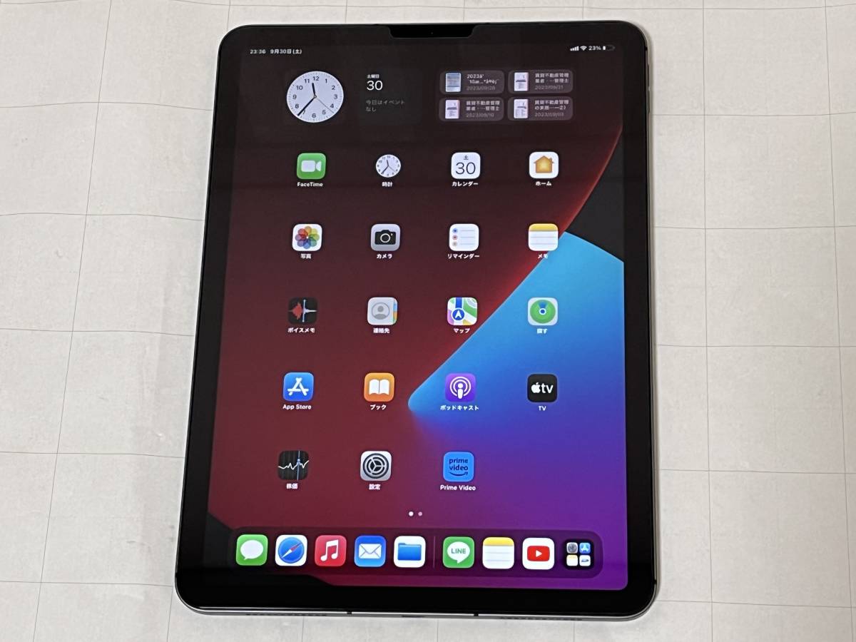 Apple iPad Air4 WiFi+Cellular SIMフリー64G（シルバー）
