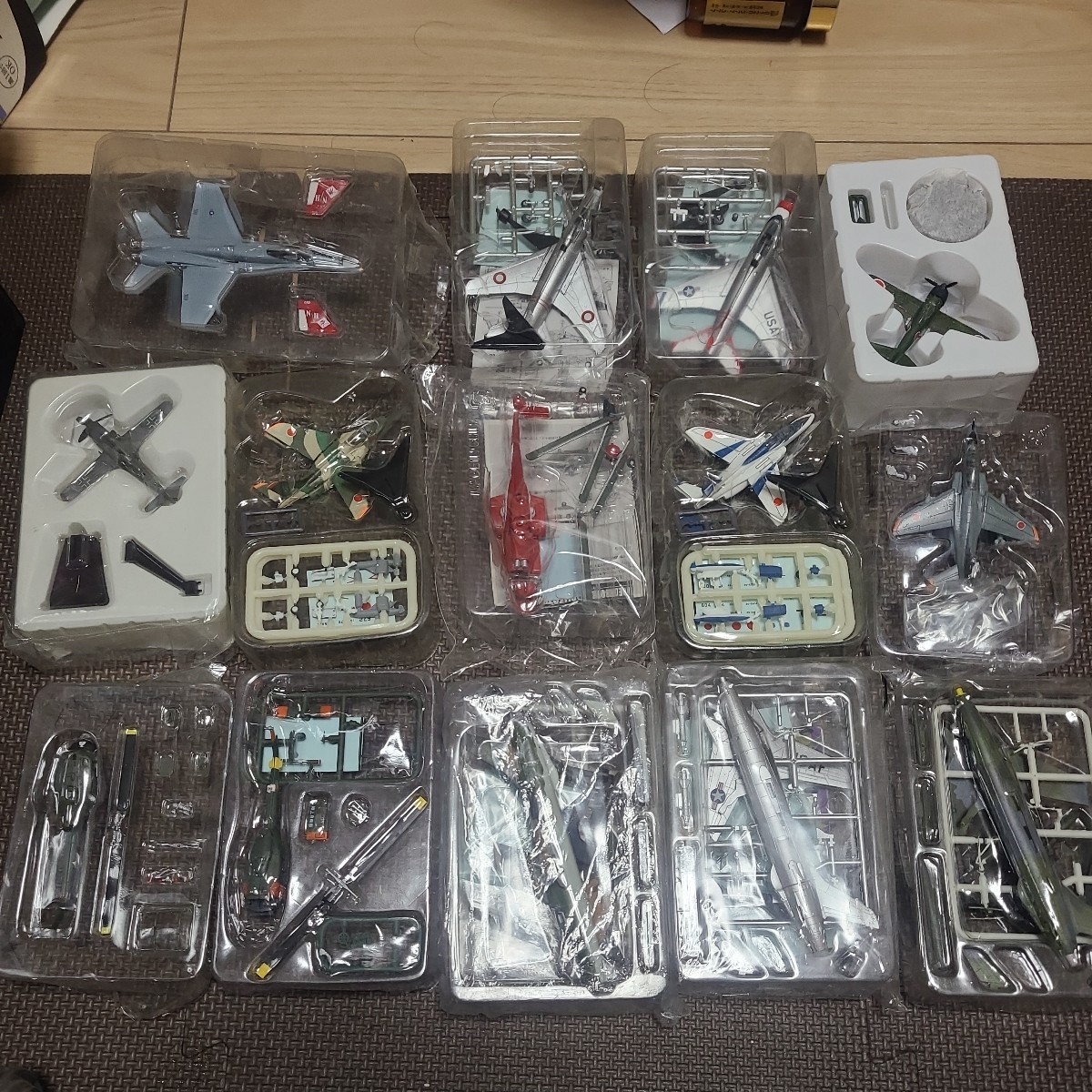 1/144 F-TOYS他 飛行機、ヘリコプター ジャンク品 14点 ※必ず説明をお