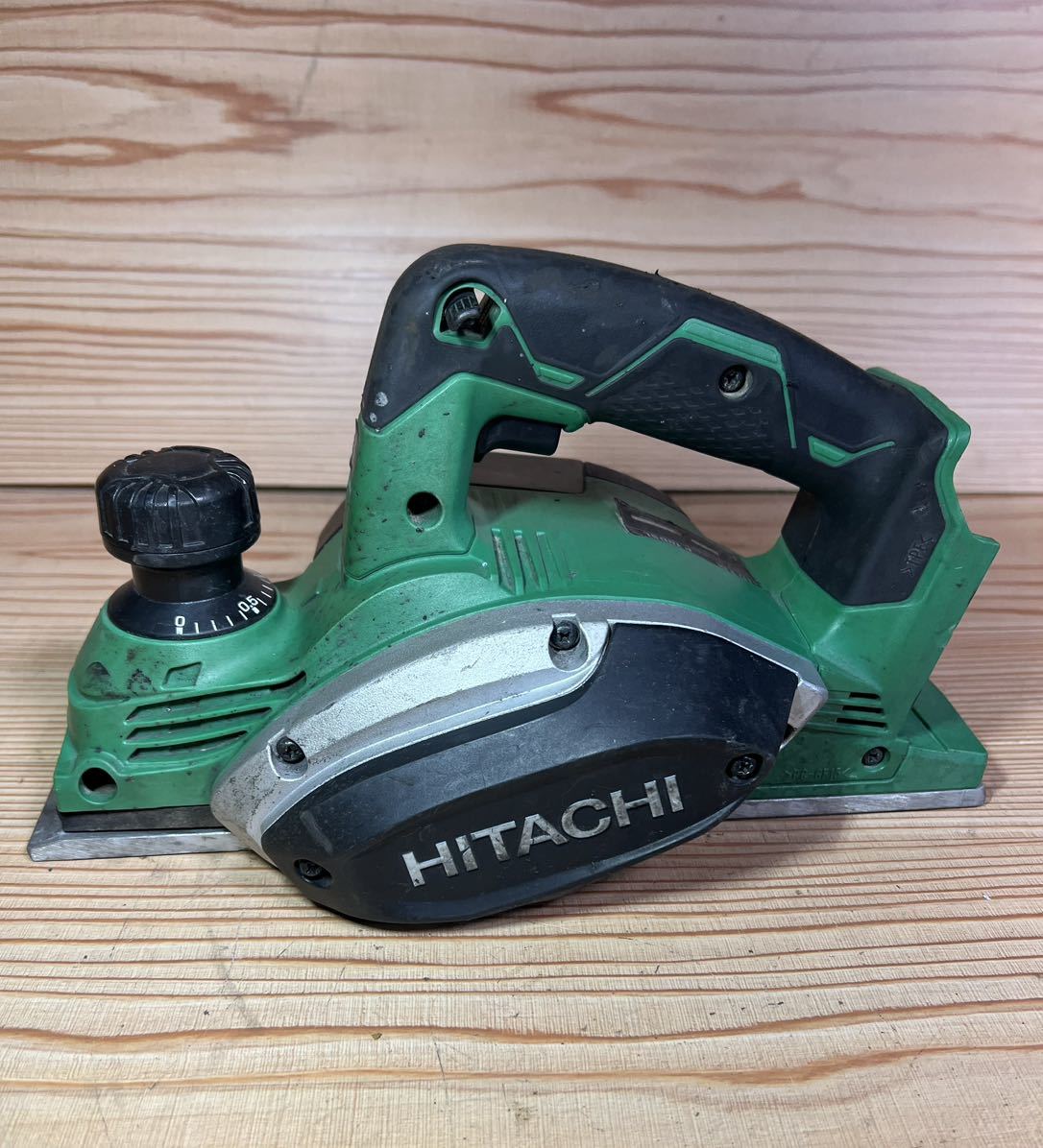 P106-8 Hitachi 日立 18V コードレスかんな P18DSL 通電可 現状品 日立
