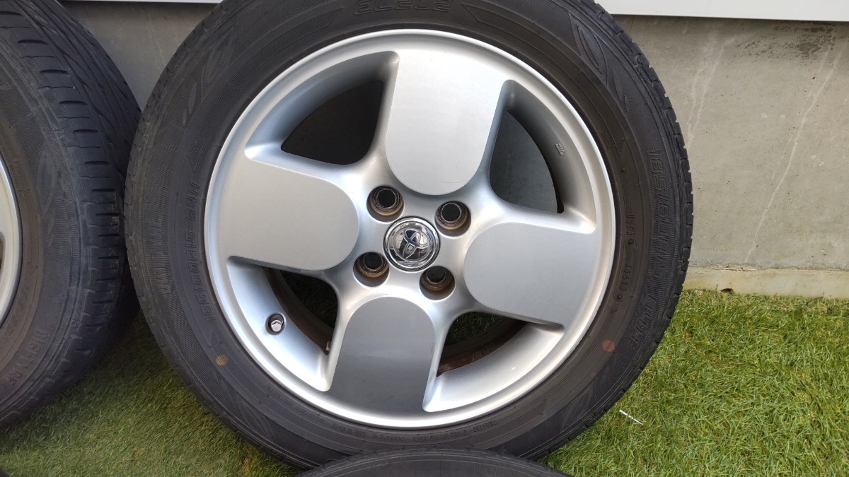 トヨタ☆シエンタ NCP81G☆ 純正15インチアルミ＆タイヤ 185/60R15 4本 