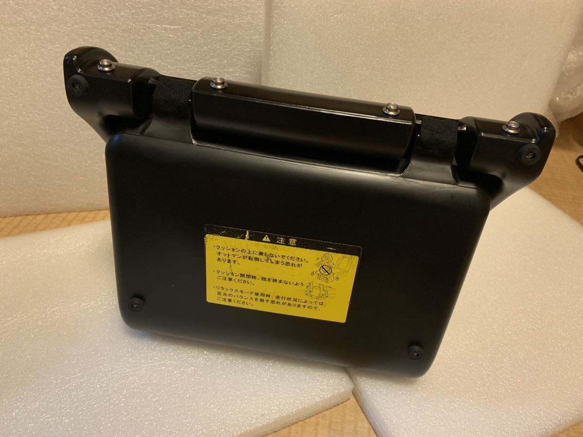 ★トヨタ純正　オットマン★ヴェルファイア アルファード　ヴォクシー　エスティマ★ オットマンヴェルファイア アルファード エスティマ ノア ヴォクシー