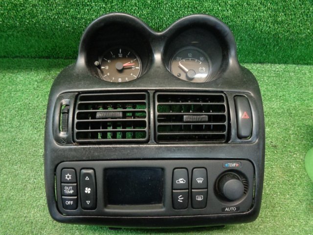 三菱 FTO DE3A 純正 エアコンパネル エアコンコントロール センターパネル 電圧計 時計　　2023.9.28.HT.8-A64　23090727