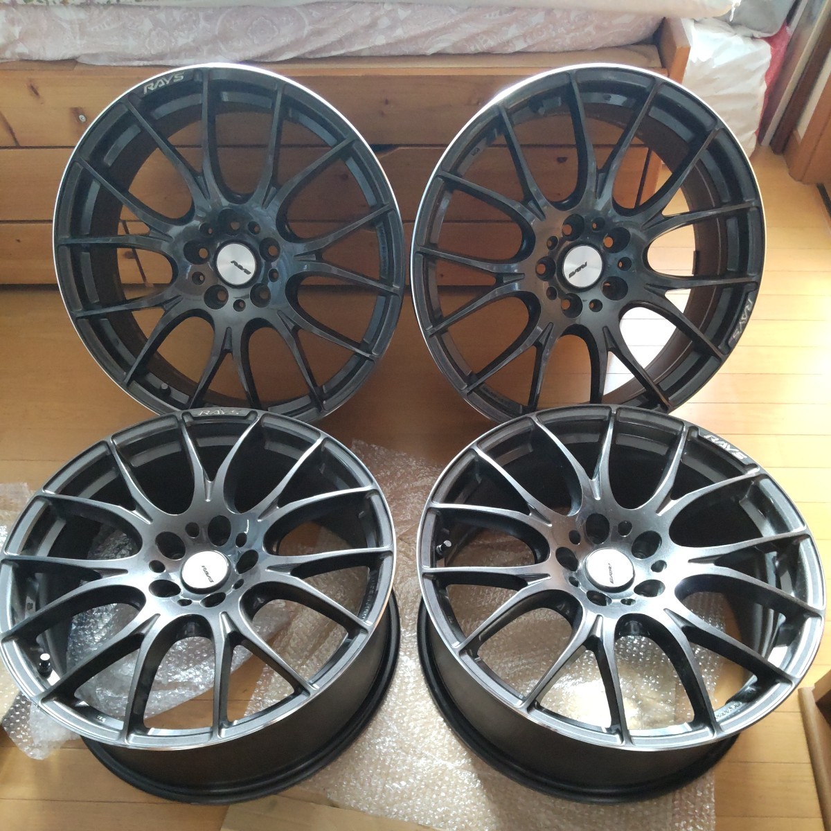 レイズ・アルミホイール4本 R19×8.5J+45 レイズ・アルミホイール4本 R19×8.5J+45