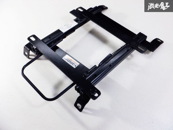 ハイエース レカロ シートレール 200系 助手席 シートレール付き 