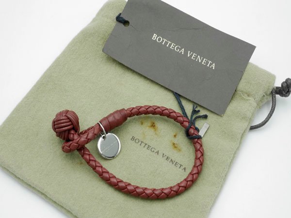 Bottega Veneta ボッテガヴェネタ イントレチャート ブレスレット 送料