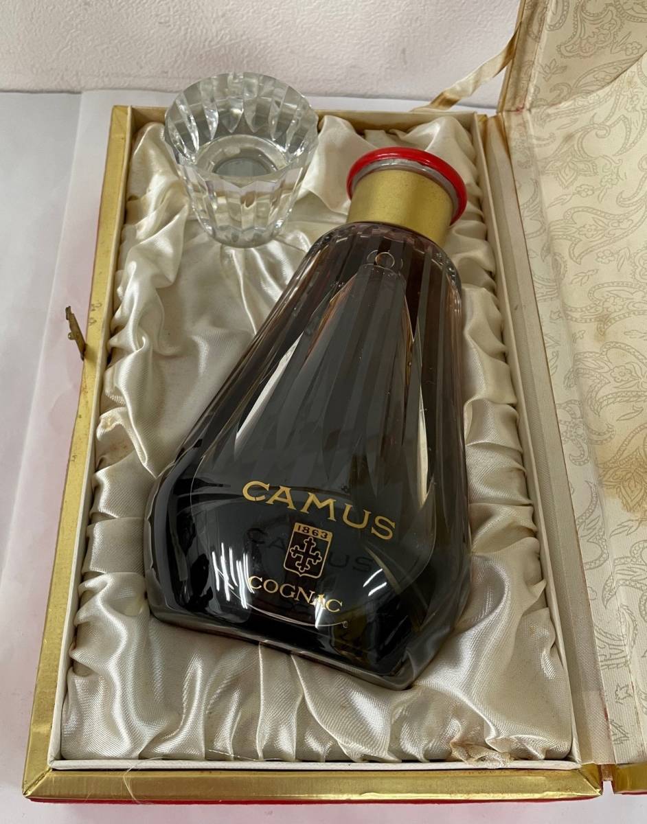 コニャック　カミュ　バカラボトル　カラフェ　替え栓あり　未開栓