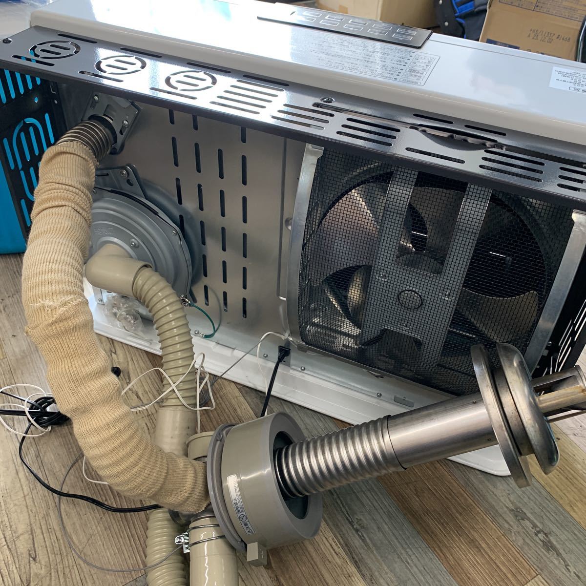 極美品 CORONA コロナ 寒冷地用 FF式温風暖房機 FF-WG65SE 2021年製 