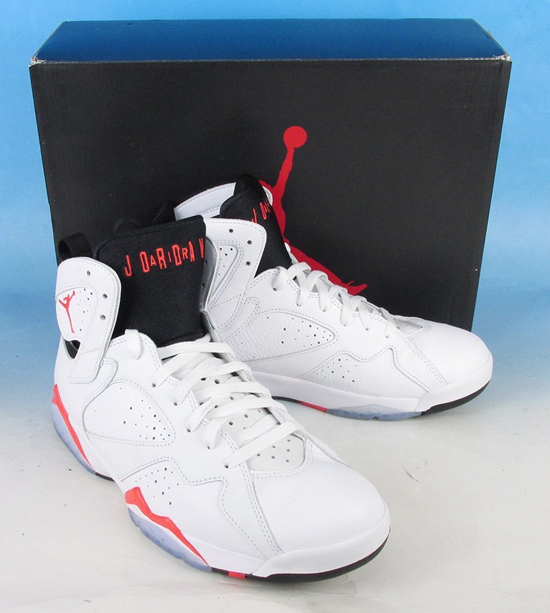 YF15098 NIKE ナイキ エア ジョーダン 7 レトロ White Infrared CU9307-160 スニーカー US11/29cm 美品