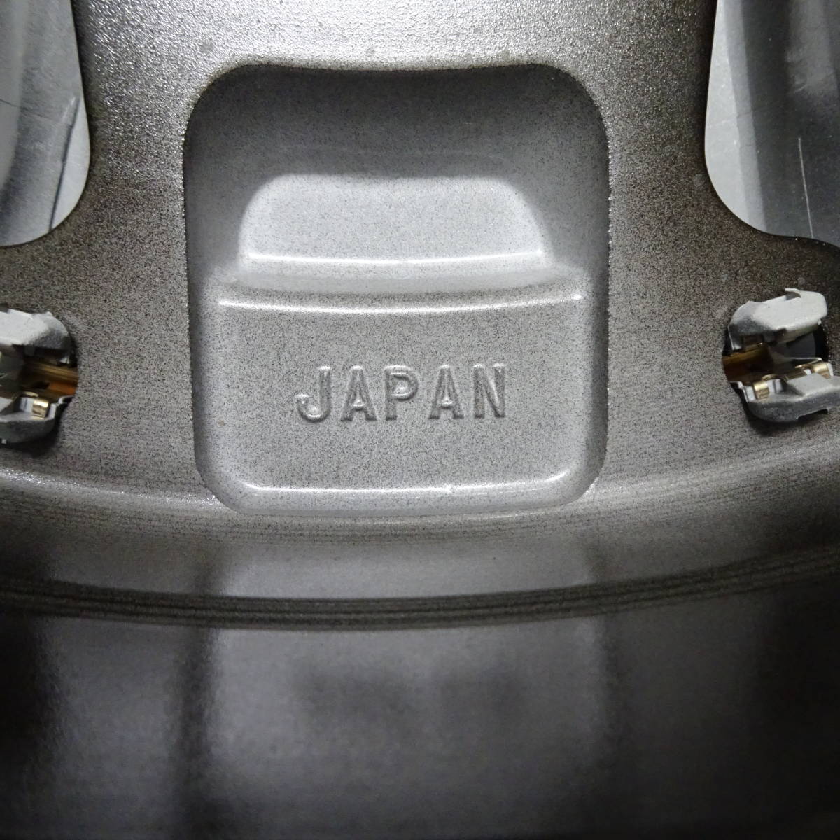 ☆ 新車外し 送料1200円～ トヨタ 50系 プリウス 後期 純正 17インチ