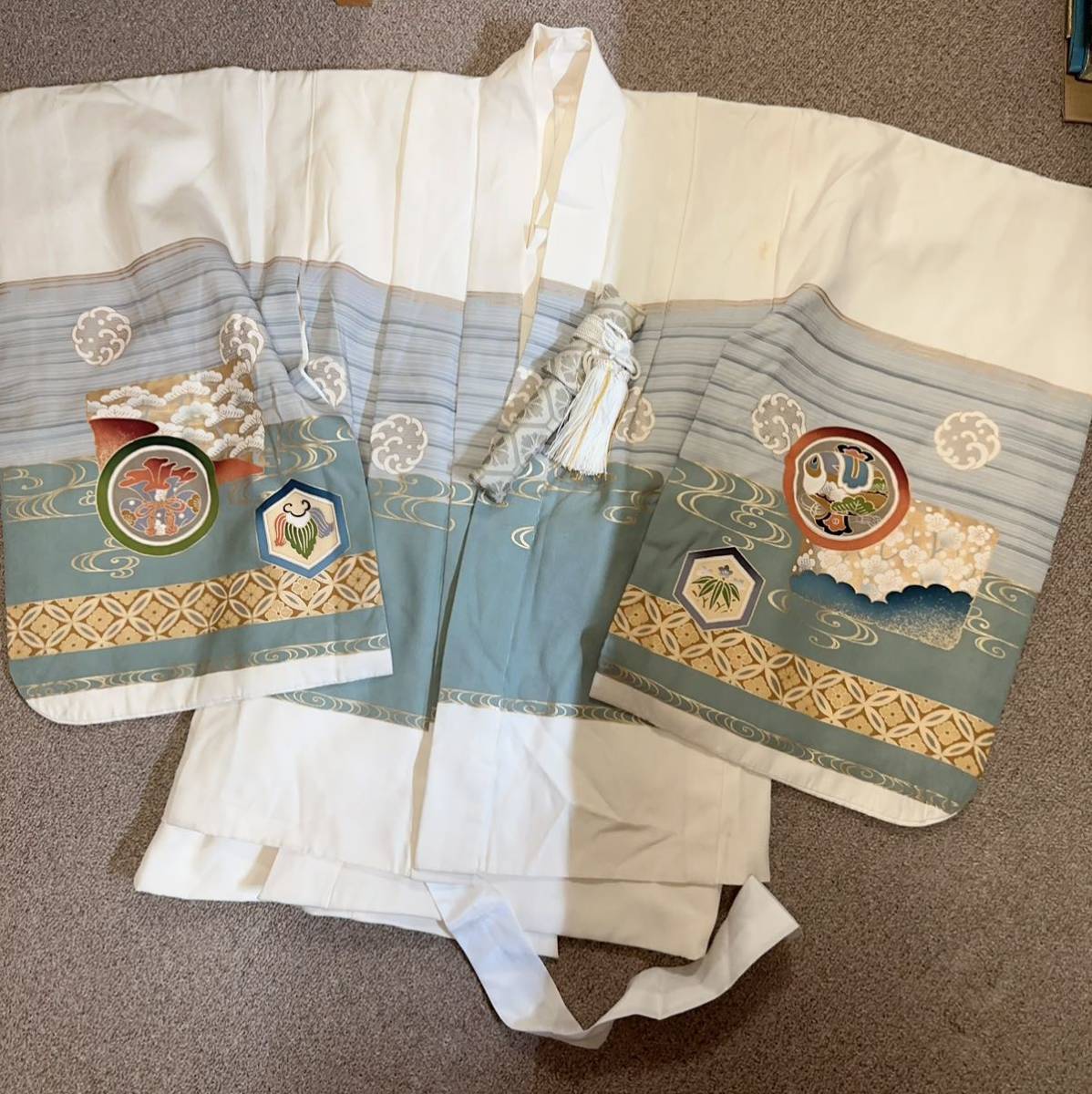 男児　正絹 着物羽織 懷劍 3点セット　白色系　七五三キッズ子供 男の子用 和服 豪華 高級 七五三 年中行事 記念撮影 祝着