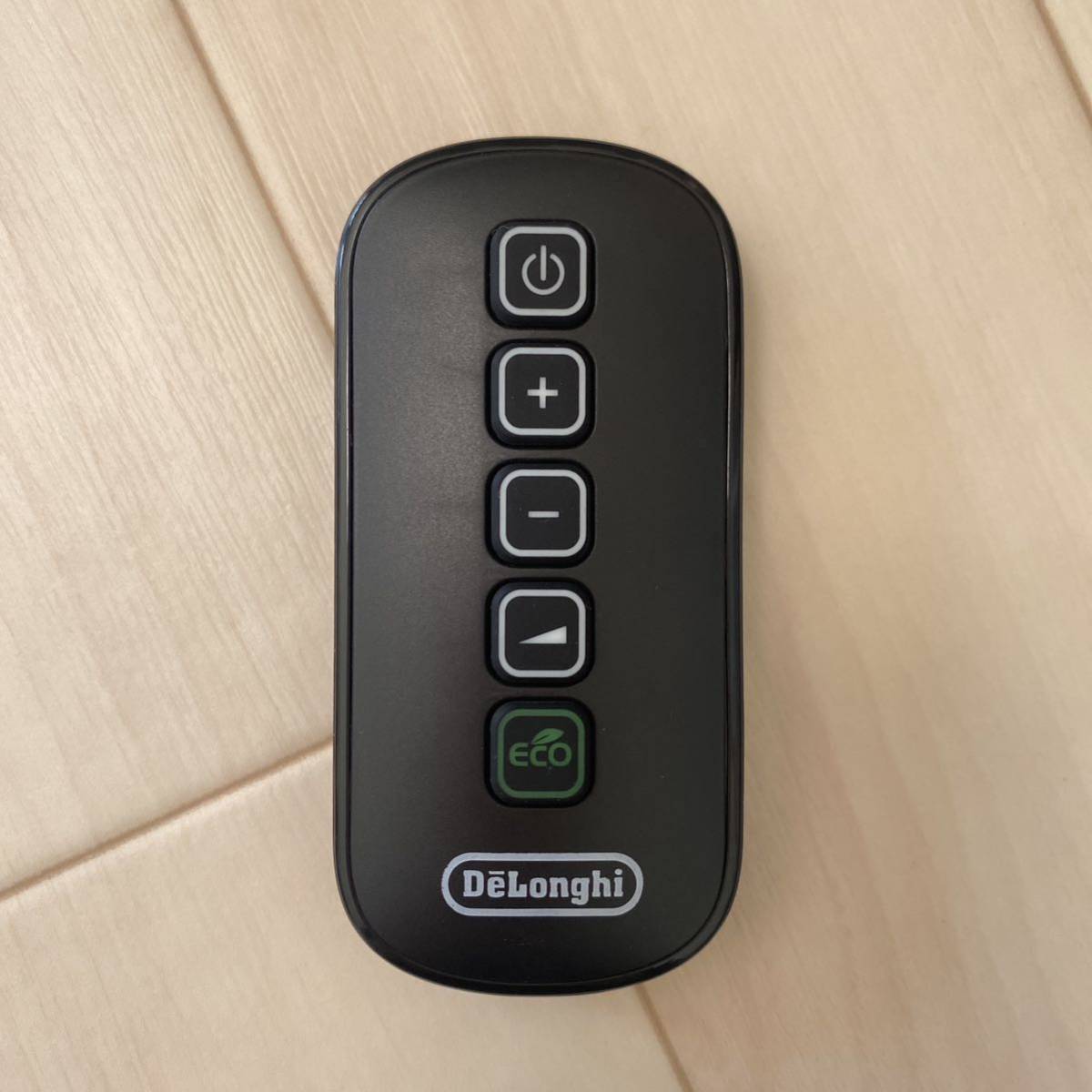 コンベクターヒーター デロンギ HXJ60L12 DeLonghi | De'Longhi グレー