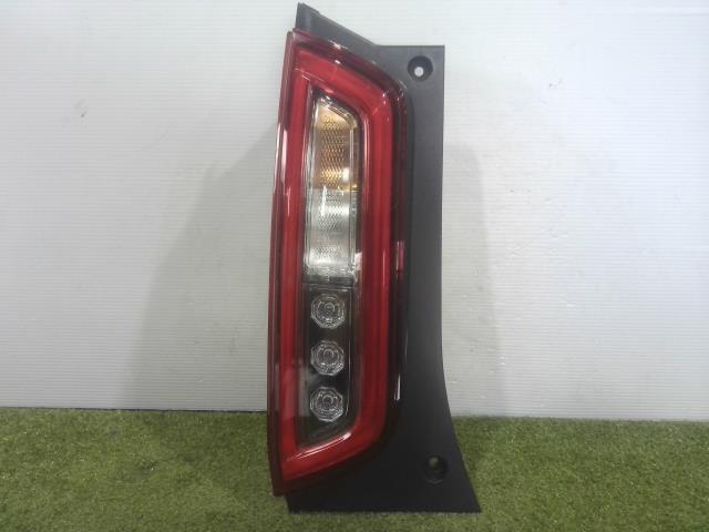 Ｎ－ＷＧＮ 6BA-JH3 左 テールランプ　テールレンズ NH830M 33550-TKR-N01