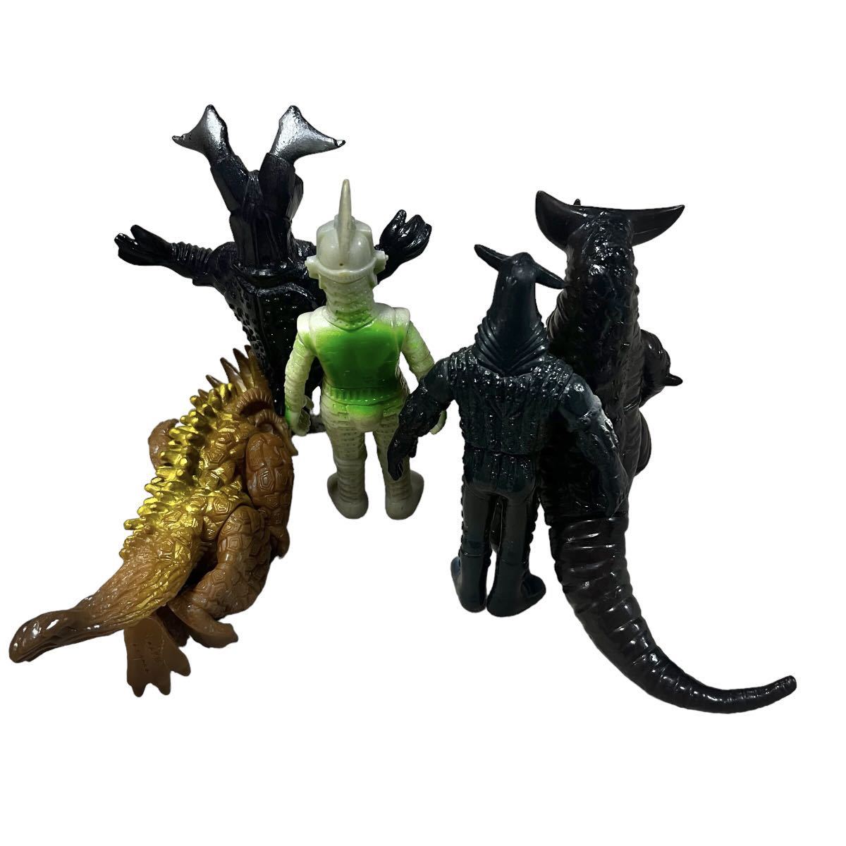 ウルトラマン 怪獣 ソフビ まとめ売り89体 ウルトラマン・怪獣ソフビ89体セット ウルトラ怪獣ソフビまとめ売り89体