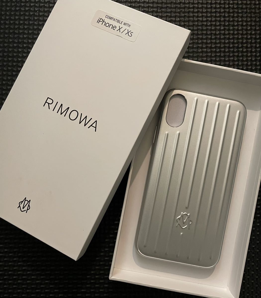 定価13200円 新品　RIMOWA リモワ iPhone X / XS 携帯ケース　iPhoneケース　スーツケースデザイン　アルミニウム　芸能人