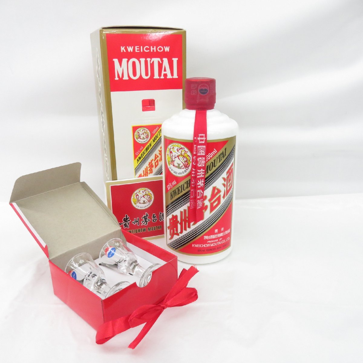 【未開栓】貴州茅台酒 マオタイ酒 2021 500ml 箱/冊子/グラス付 未開栓】貴州茅台酒 マオタイ酒 2021 500ml 箱/冊子/グラス付 飲料・酒