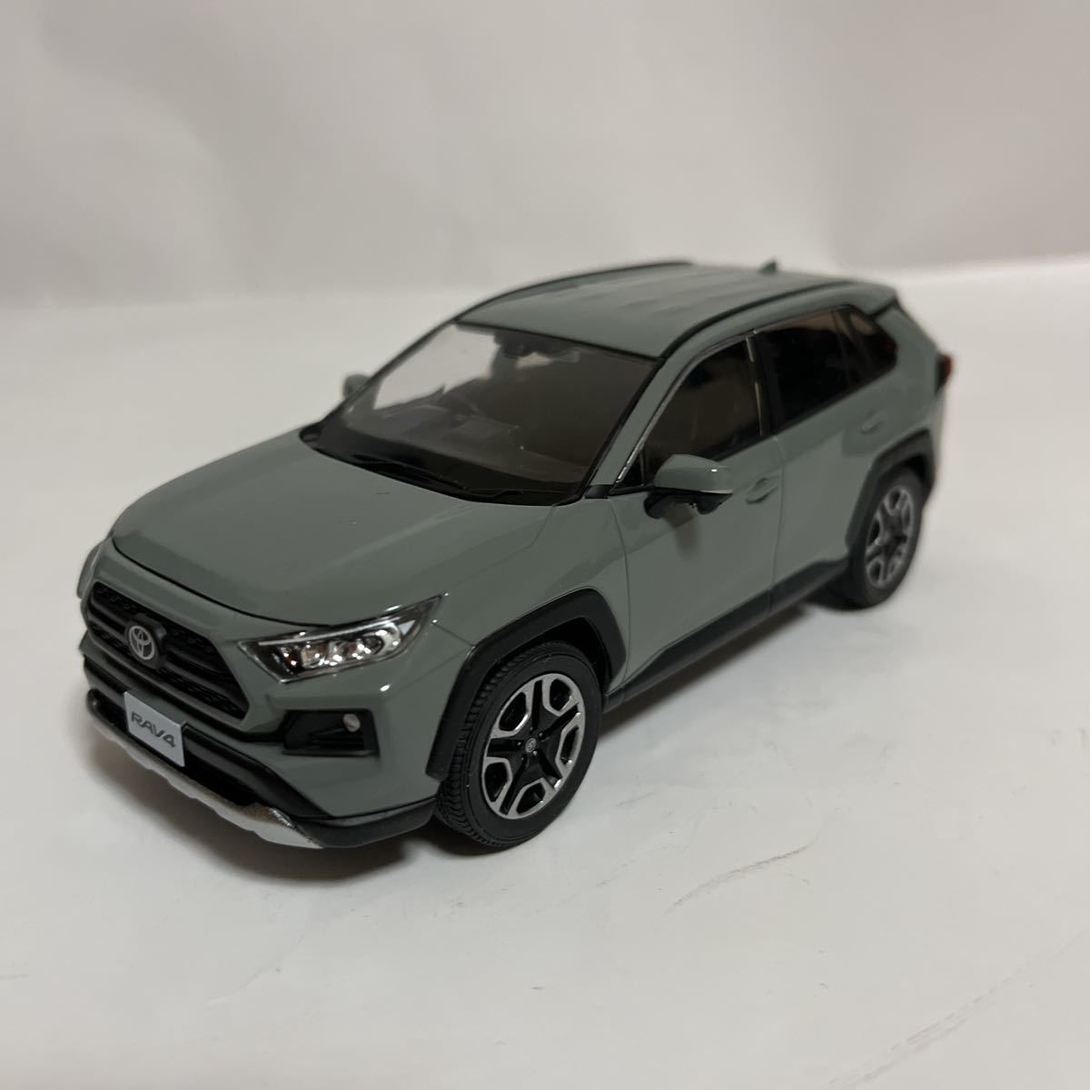 トヨタ RAV4 カラーサンプル ミニカー アーバンカーキ 【公式通販】
