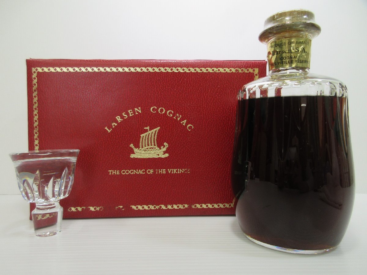 ラーセン トレ ヴィエイユ リザーブ バカラ LARSEN TRES VIEILLE RESERVE BACCARAT コニャックブランデー 未開栓 古酒 箱，替栓/A35960