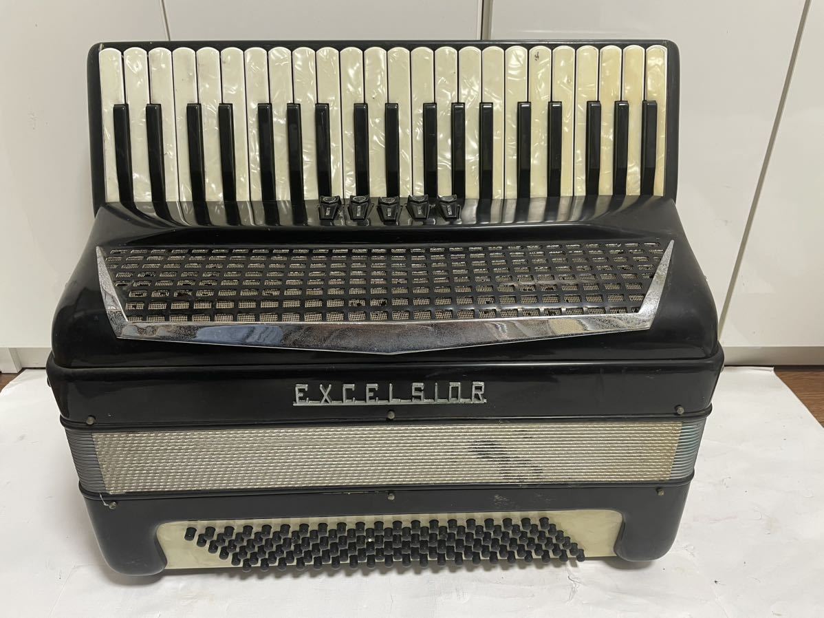 EXCELSIORエキセルシャー　アコーディオン　400 楽器 MADE IN ITALY 現状販売