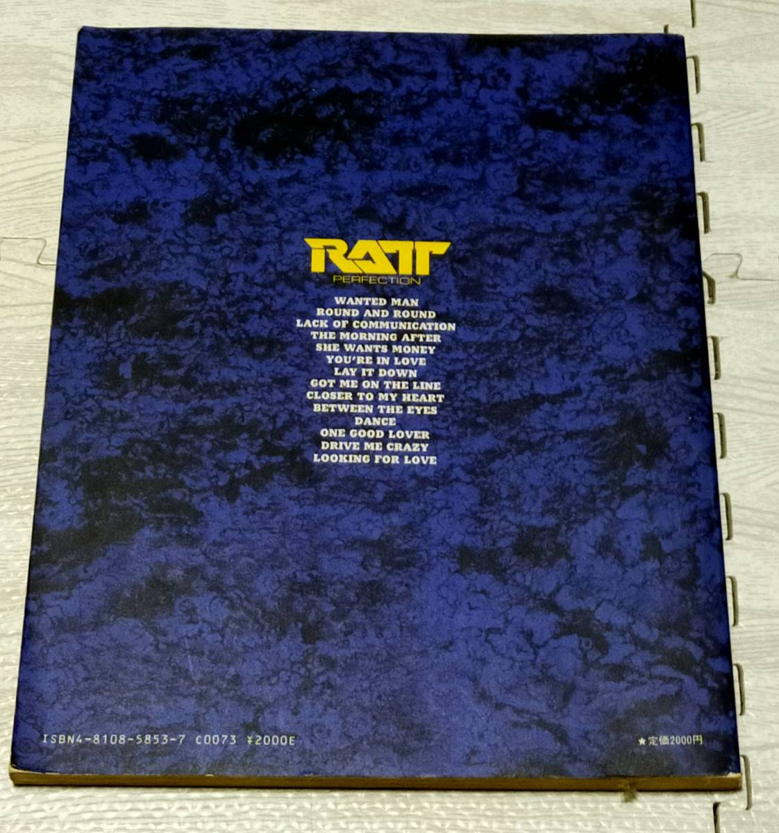 ラット RATT ／ スーパー・ベスト バンドスコア