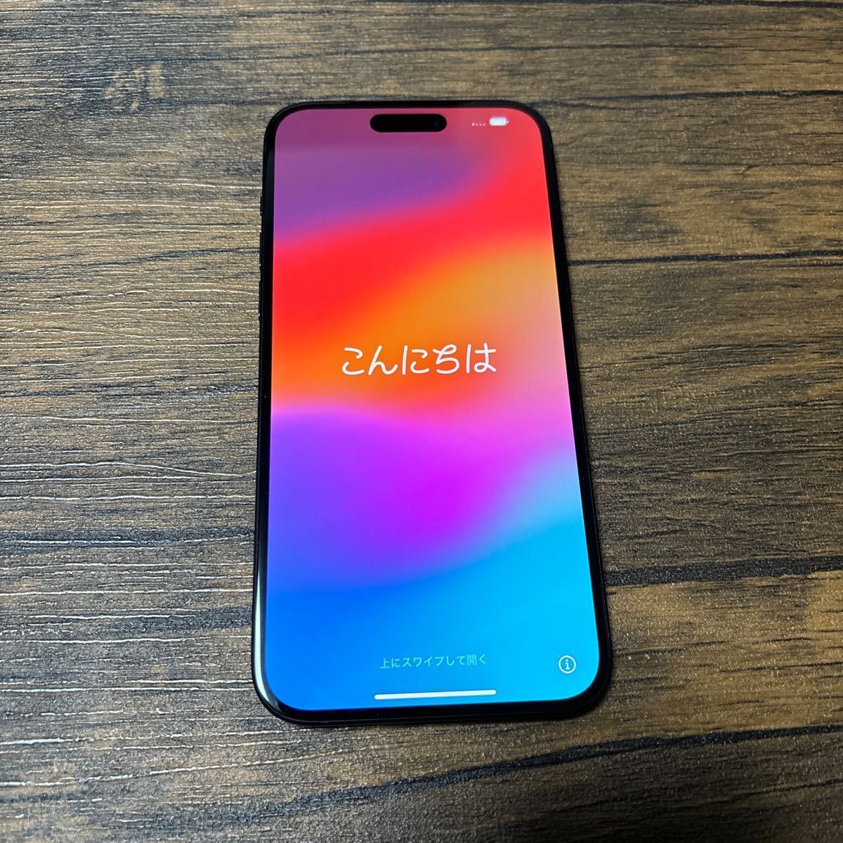 ほぼ未使用 Apple iPhone 15 Plus (256GB) ブラック 正規店購入 新型 