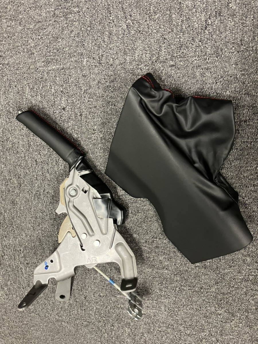 大人気，HOT ZN8 GR86 サイドブレーキ カバー付き レッドステッチ(トヨタ用)｜売買されたオークション情報、yahooの商品情報をアーカイブ公開 - オークファン トヨタ用