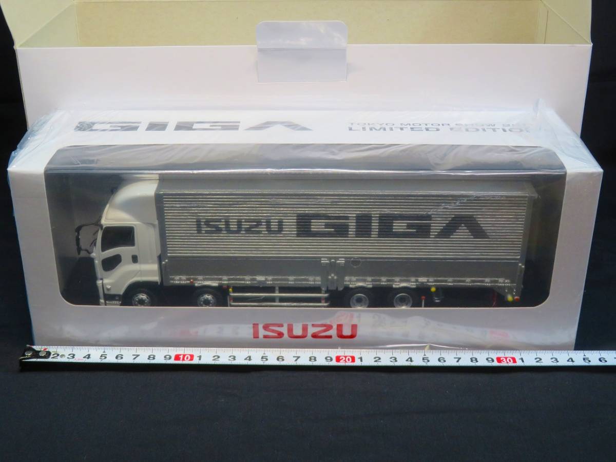 非売品 1/43 いすゞ ギガ ダイキャスト ミニカー 2017 東京モーター 