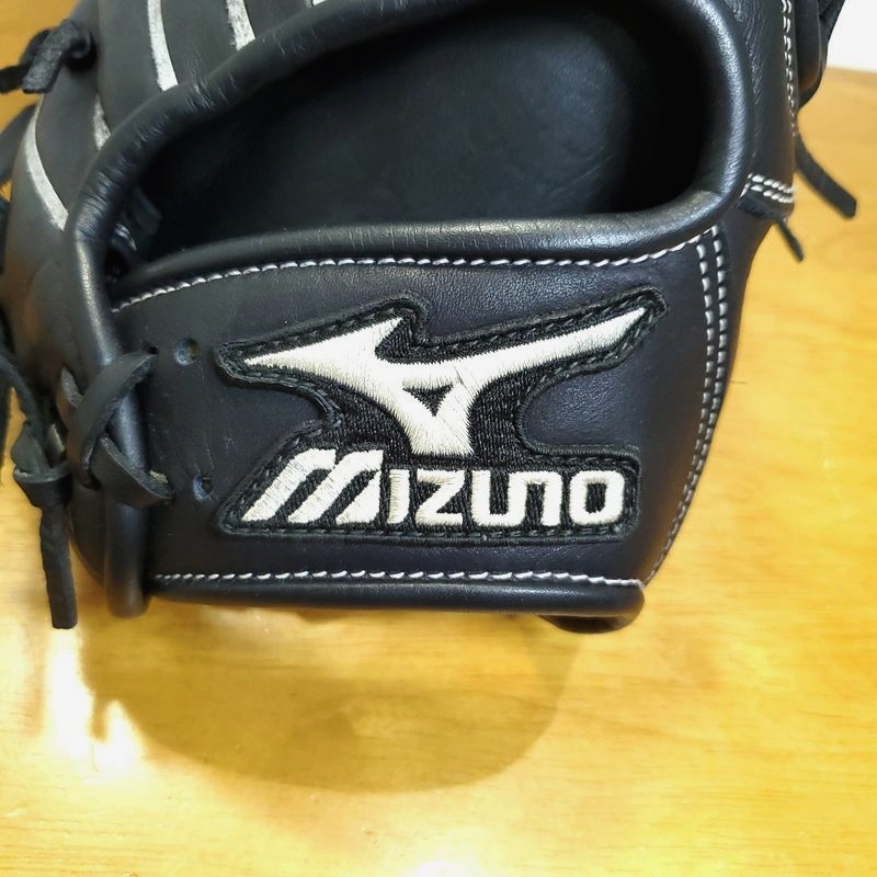 ミズノ イチローモデル プラチナラベル Mizuno Professional 一般大人
