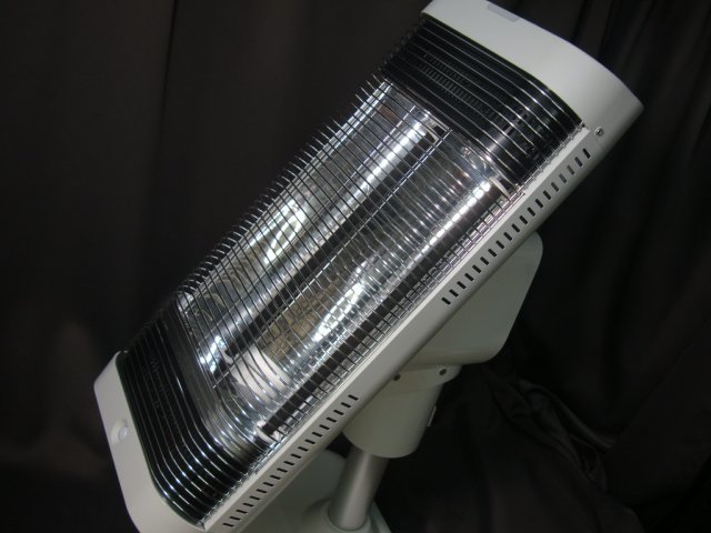 ☆i【美品】CORONA コロナ コアヒート DH-1222R ホワイト 22年