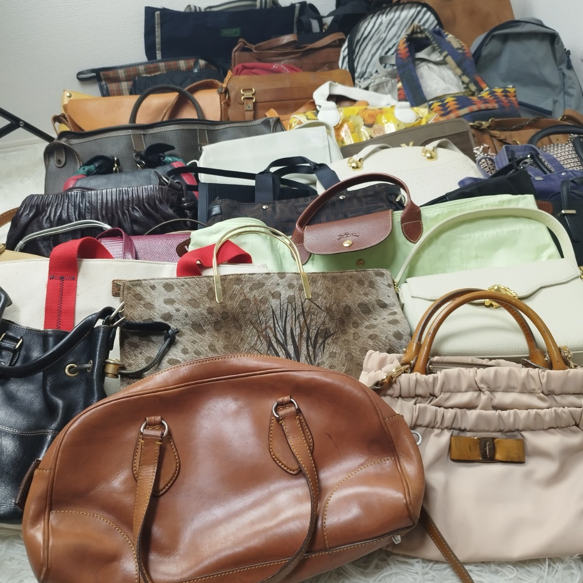 【1円~】ブランドバック47個 まとめ PRADA プラダ/Salvatore Ferragamo サルヴァトーレフェラガモ/ケイトスペード/ロンシャン/キタムラ 等