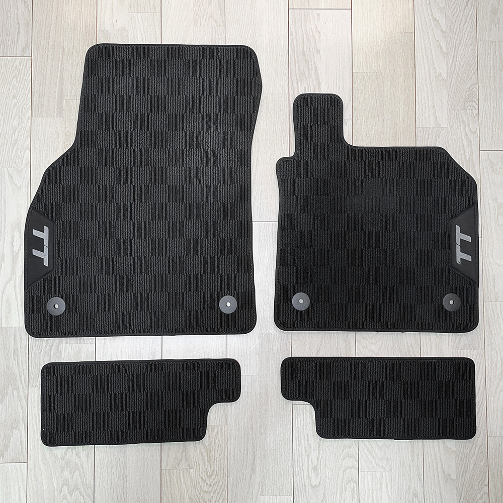 半額◎良好◎現行型 対応 8S FV Audi TT クーペ / TTS / TTRS フロア