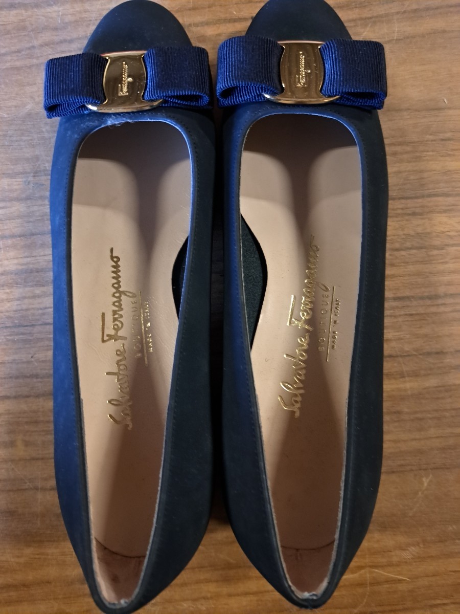 Salvatore Ferragamo サルヴァトーレフェラガモ Ferragamo フェラガモ