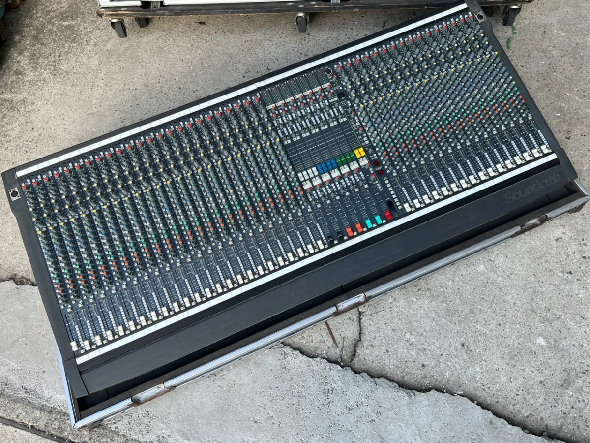 動作確認済SOUNDCRAFT イギリス製 小型アナログミキサー 美品