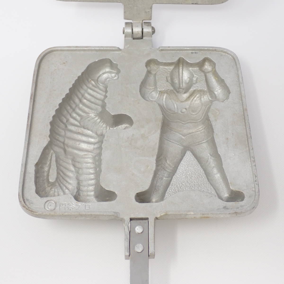 ぼくらのおやつ 怪獣焼 ブルマァク 金型 ウルトラマン ソフビ 当時物 