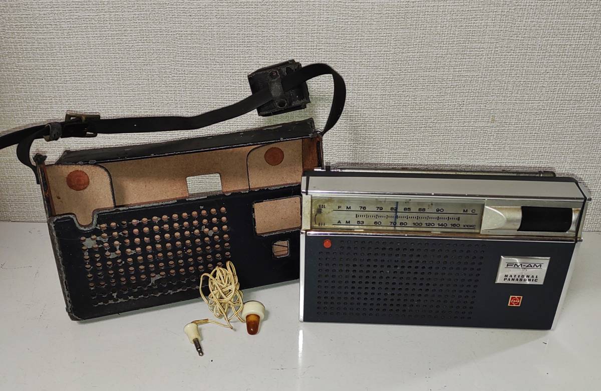 National Panasonic COUGAR/クーガー RF-888 BCL ラジオ FM AM レトロ