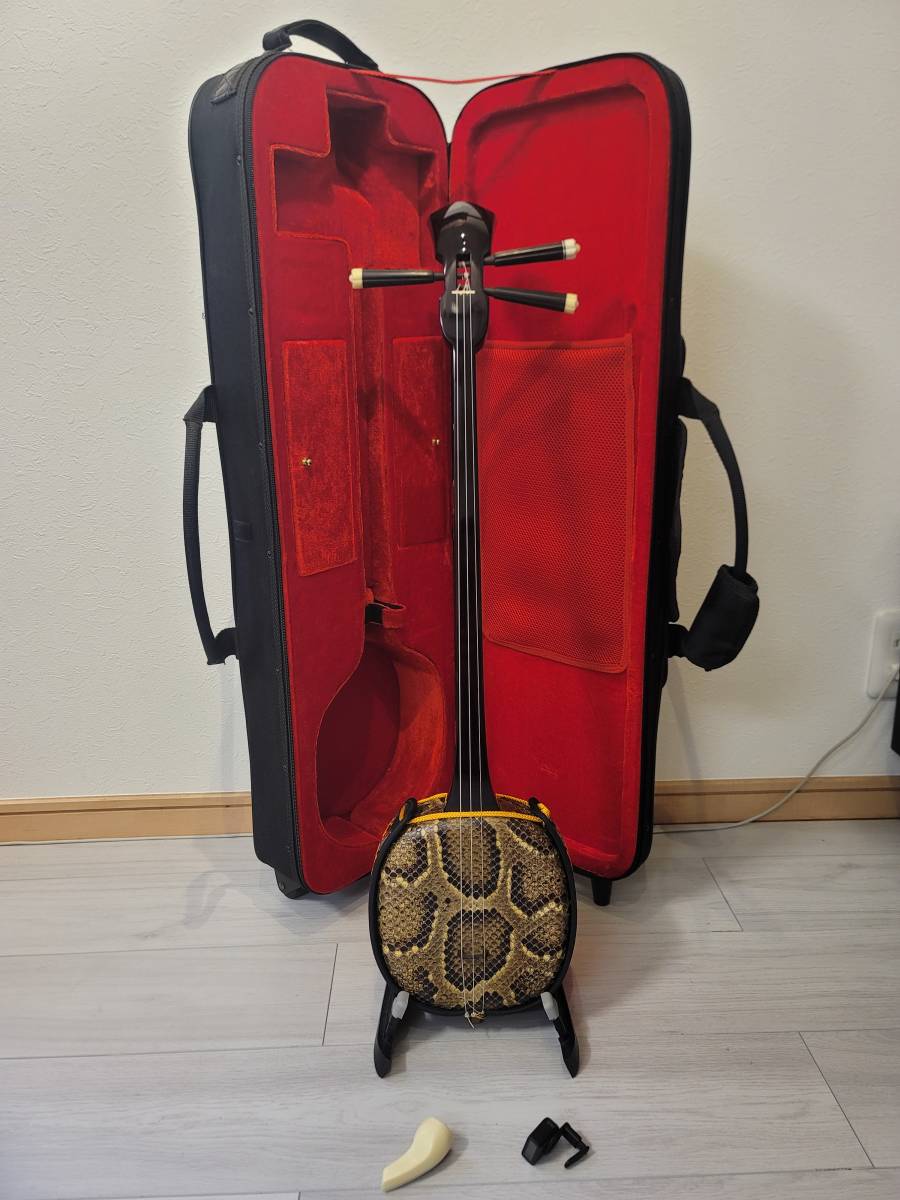 中古 1円から売切り 沖縄 三線 真壁型 高級 本皮一枚張り