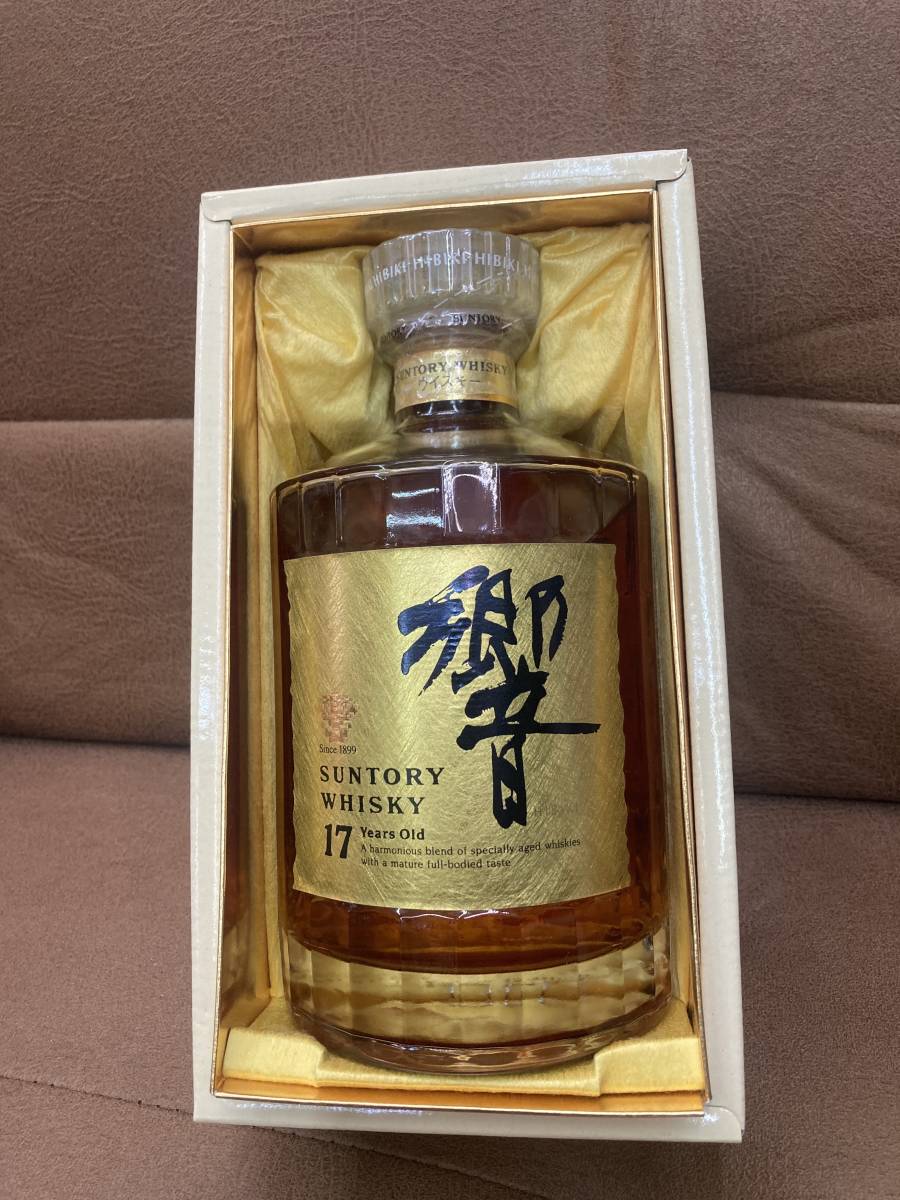 飲料・酒 未開栓 古酒 サントリー 響（旧17年） 金キャップ 金ラベル 1899