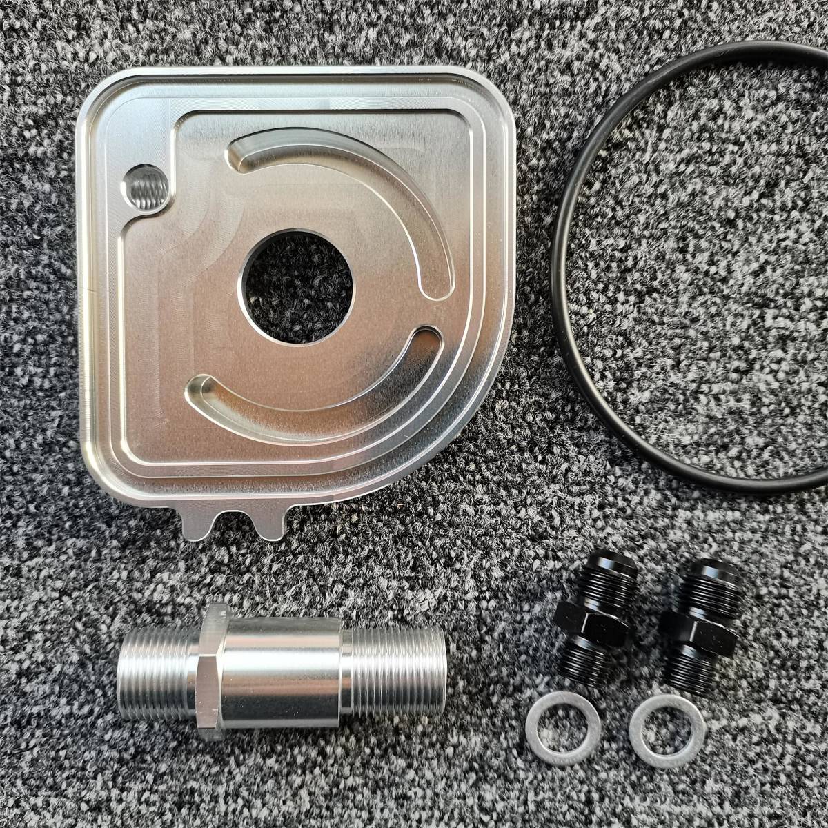 希少 CB250t オイルクーラー取り出し オイルクーラーセット CB250N CB250T CB400N CB400T オイルクーラー取り出し（16-0617銀）